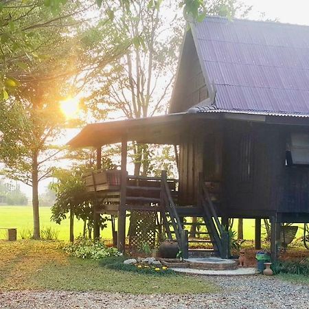 Tung Tong Homestay & Camping Маэ-Рим Экстерьер фото